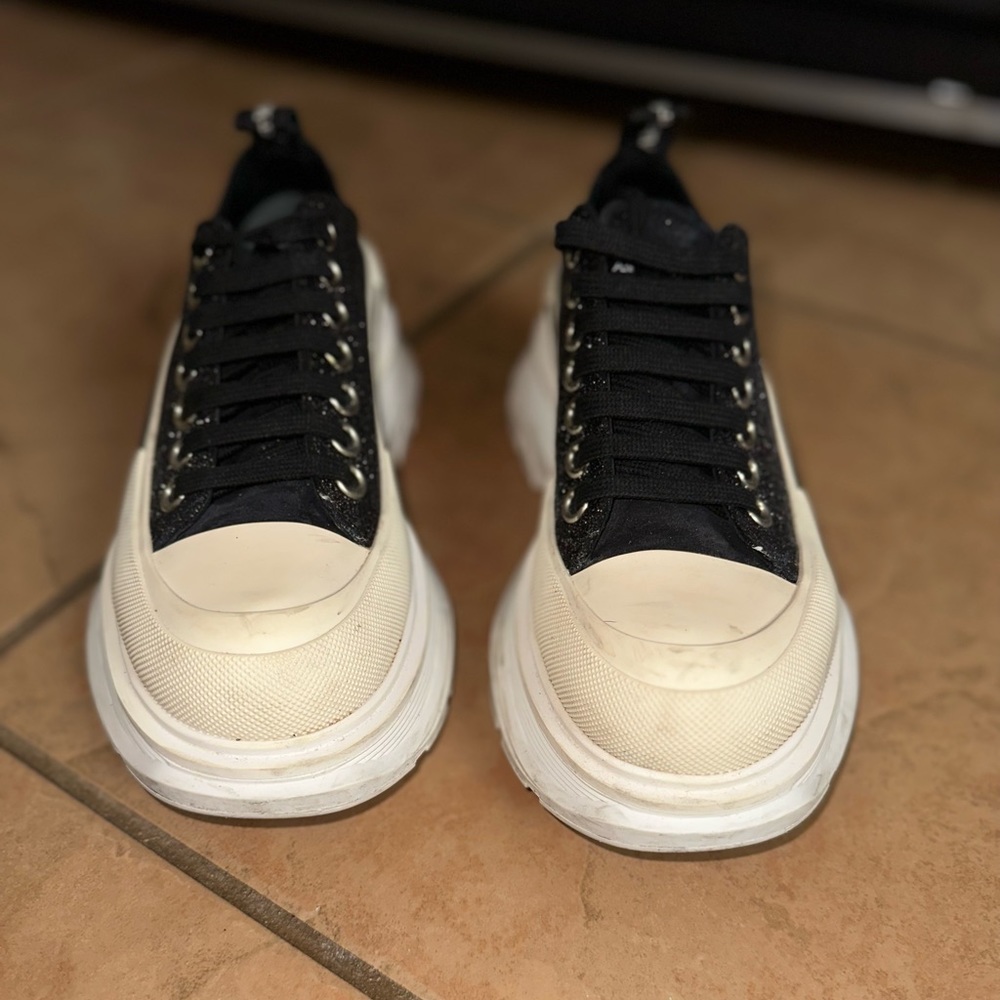 Alexander McQueen Black Glitter and Cream Sneakers - Picture 3 of 5